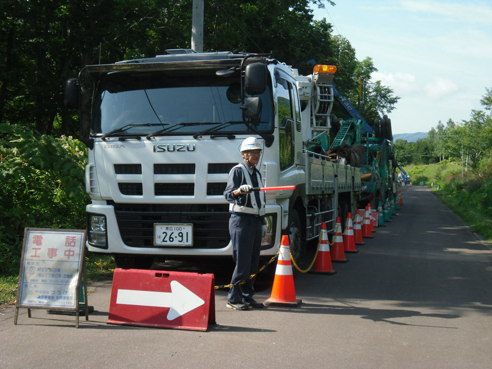 交通警備などの警備業全般